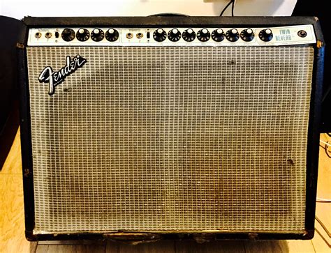 Photo Fender Twin Reverb Silverface Fullsizerender