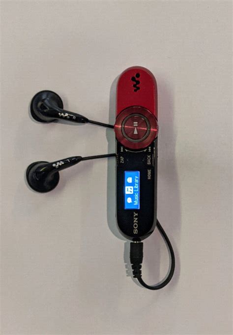 Sony Walkman Mp Player Portable Digital Music Media Nwz B Gb Usb