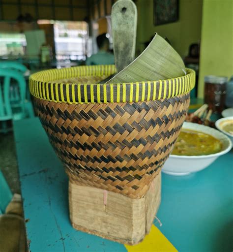 The Enduring Charm of the Bakul: A Glimpse into Bogor's Culinary