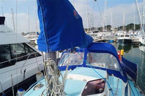 Salterns Boatbuilders Stag 28 1978 Cruising Yacht For Sale In Lymington