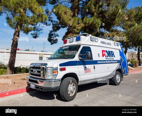 American medical response amr ambulance hi-res stock photography and images - Alamy