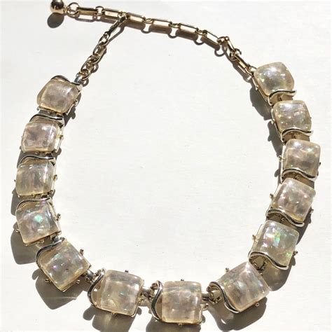 Coro Confetti Glitter Lucite Vintage Necklace Gem