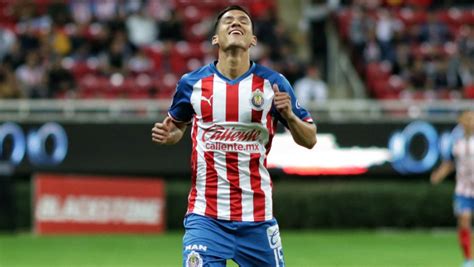 Chivas Amaury Vergara felicitó a sus convocados al Tri para Preolímpico