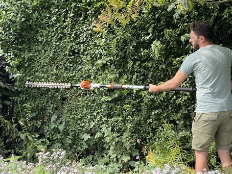 Review: Stihl HLA 86 telescopic, battery powered hedge trimmer | Jack ...