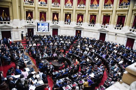 Tras Una Sesi N Marat Nica Diputados Aprob En General La Ley Bases