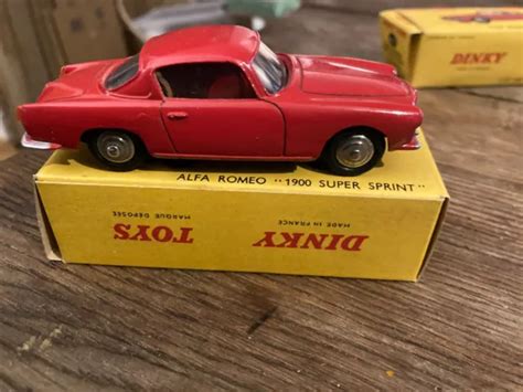 DINKY TOYS 24J ALFA ROMEO 1900 Super Sprint Rouge MADE IN FRANCE