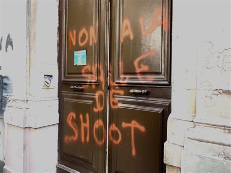 Non La Salle De Shoot Les Riverains Du Eme Arrondissement De