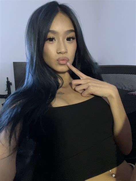 Every time you look at me I take over your mind – @yuplonesworldd on Tumblr