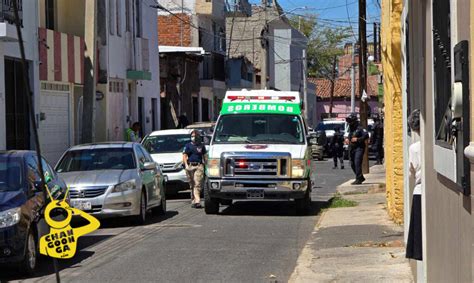 Michoac N A Tiros Le Quitan La Vida A Un Hombre En Pleno Centro De