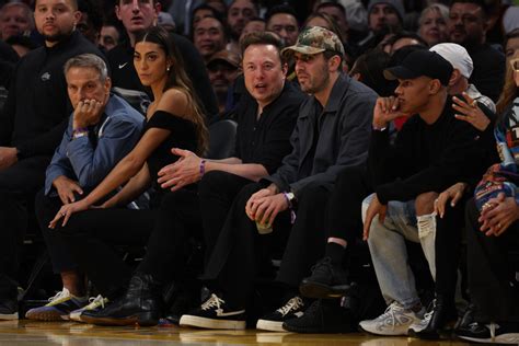 Photos: Meet The Woman Who Sat Next To Elon Musk At Lakers-Warriors ...