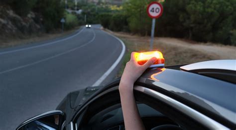 Se Pueden Usar Ya Las Luces V En Lugar De Los Tri Ngulos De Emergencia