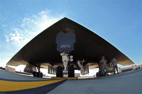 USAF B-2 Spirit Stealth Bomber | Defence Forum & Military Photos ...