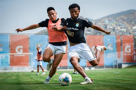 Sporting Cristal Vs Sao Paulo El Once Confirmado De Roberto Mosquera