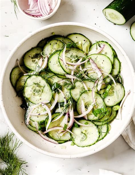 Spinach Fruit Salad Recipe - Primavera Kitchen