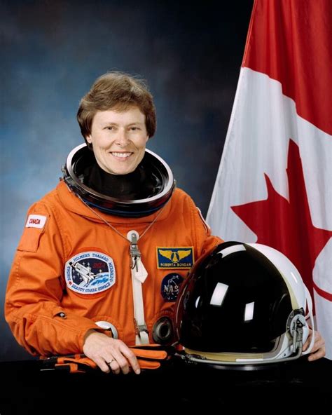 Roberta Bondar voló al espacio hace 30 años y nunca ha visto la Tierra