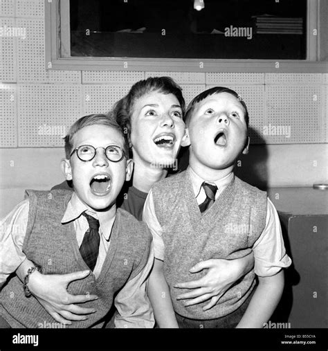 Petula Clark Children Hi Res Stock Photography And Images Alamy