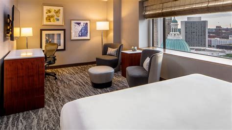 St. Louis Hotel Rooms & Suites with Views | Hyatt Regency St. Louis at ...