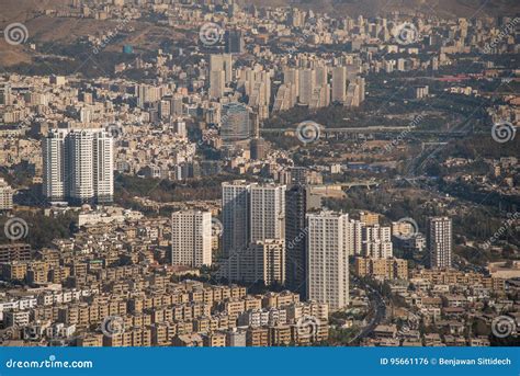 Vogelperspektive Von Teheran Stadt Der Iran Redaktionelles Foto Bild