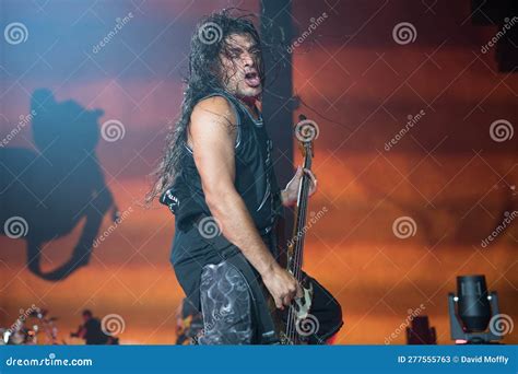 Metallica live in concert editorial stock photo. Image of james - 277555763