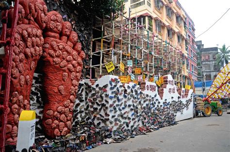 Kolkata Workers Giving Finishing Touches On Dum Dum Park Bharat