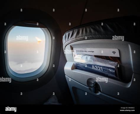 Airbus A321 Inside Hi Res Stock Photography And Images Alamy