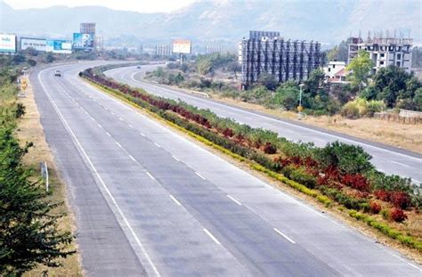 Golden Hours On Mumbai Pune Expressway For Smooth Traffic Movement