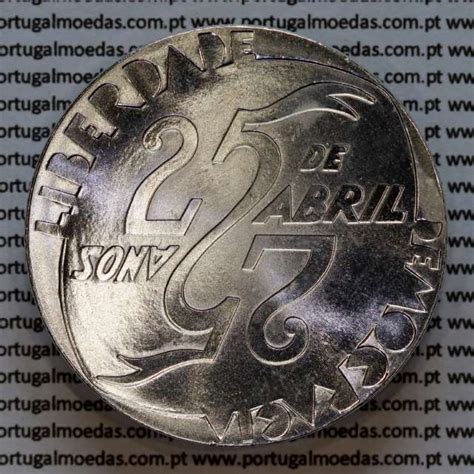 Escudos Commemorative Coins