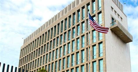 La Aclaración De Dudas De La Embajada De Estados Unidos En La Habana Deja Frustrados A Muchos