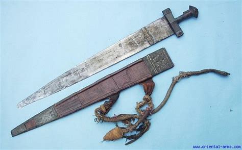 Oriental Arms Unusual Wide Takouba Tuareg Sword