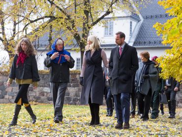 Haakon Et Mette Marit De Norv Ge Promenade Oslo Noblesse Royaut S