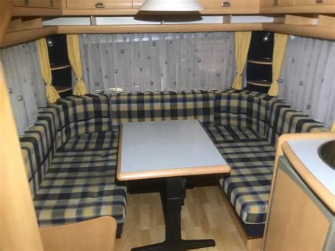 Hobby De Luxe Easy 460 UFE FRANS BED VOORTENT Bij Bos Caravans Te