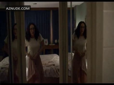 TODO LO INVISIBLE NUDE SCENES AZNude