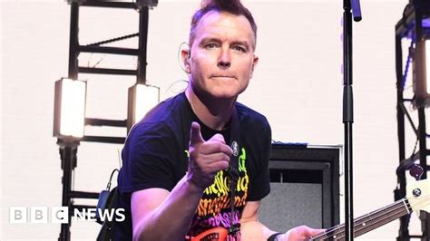 Blink 182 S Mark Hoppus Tells Fans He Is Cancer Free