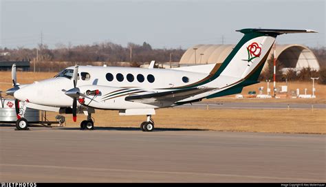 N346BA Beechcraft 200 Super King Air JetPhotos Is The Biggest