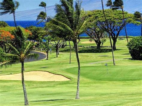 Tee Off at These Top-Rated Hawaii Golf Resorts and Courses | Vacasa