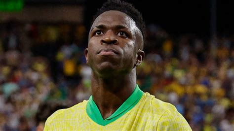 El duro mea culpa de Vinícius tras la rápida eliminación de Brasil