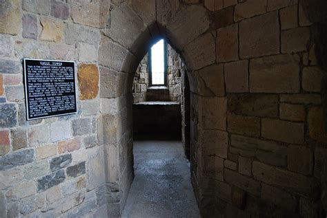 Caernarfon Castle - Wales - Castles Photo (789305) - Fanpop