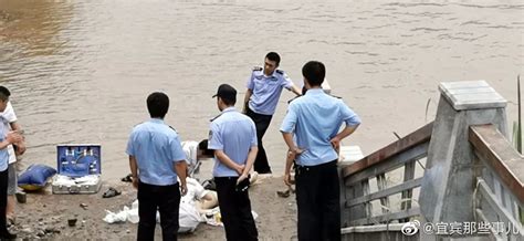 悲剧！宜宾戎州桥下一男子跳江自杀，当场死亡州桥宜宾跳江新浪新闻