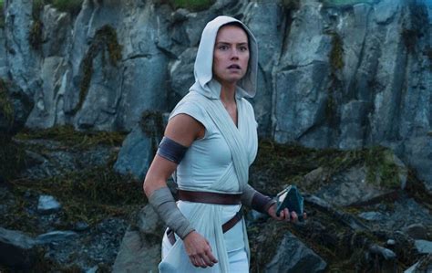 Daisy Ridley Kembali Perankan Rey Skywalker di Film Terbaru Star Wars!