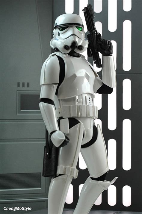 HOT TOYS Le Nouveau Stormtrooper Sixth Scale Figure Est Disponible Mintinbox