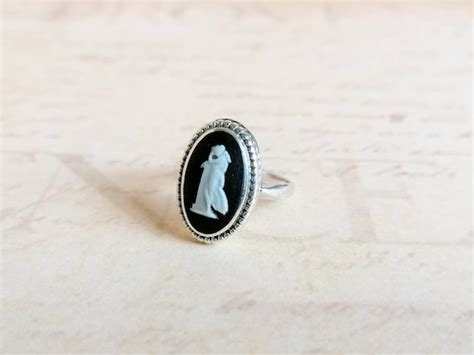 Vintage Wedgwood Ring Black Jasperware Oval Cameo St Gem