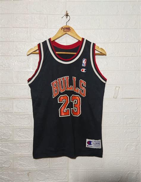 Michael Jordan Bulls jersey champion, Men's Fashion, Activewear on ...