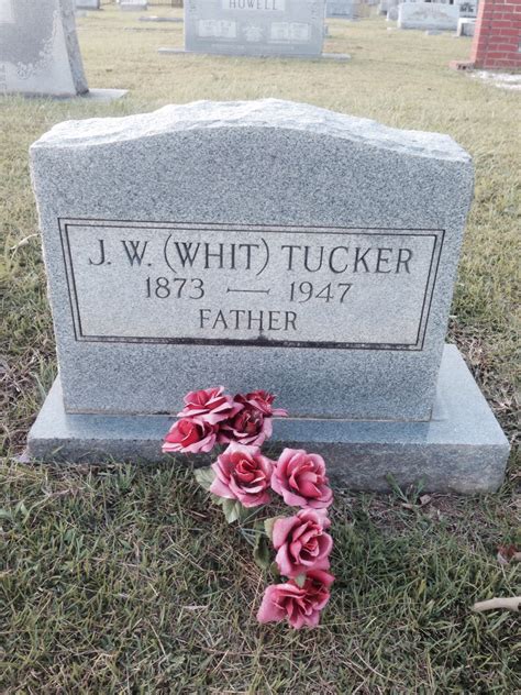 John Robert Whitfield Whit Tucker Homenaje De Find A Grave