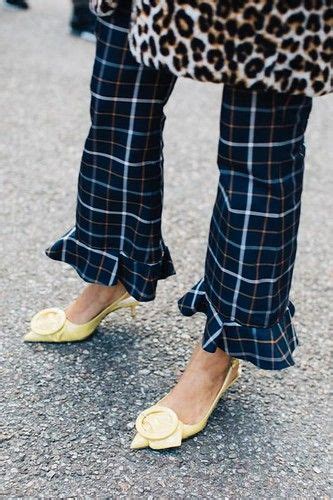 Calça com babado: Tendência 2017 | Fall fashion week, Fashion week ...