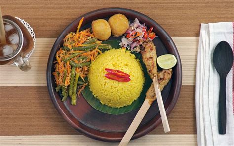 Cara Menghias Nasi Kuning Di Piring Beinyu