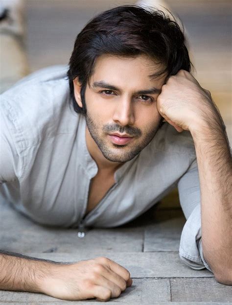 Kartik Aaryan Bollywood Actor-Movie.webindia123.com