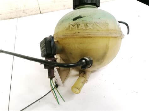 9646902580 63299048 Expansion Tank Coolant Radiator Expansion Tank Bottle Peugeot 206 2003 1