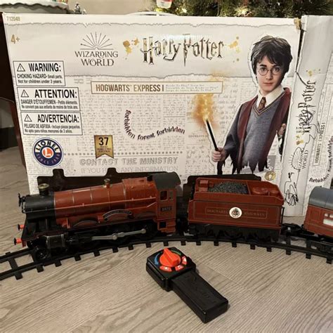 Harry Potter Lionel Hogwarts Express Train G Gauge Sealed Very Nice £