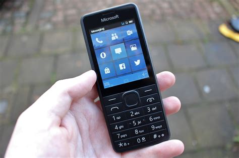 Microsoft almost made a feature phone that looked like Windows Phone ...