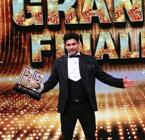 Bigg Boss Season 13 Finale Sidharth Shukla Takes The Trophy